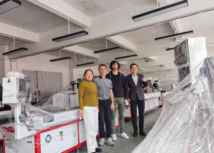 數(shù)控鉆孔攻絲一體機